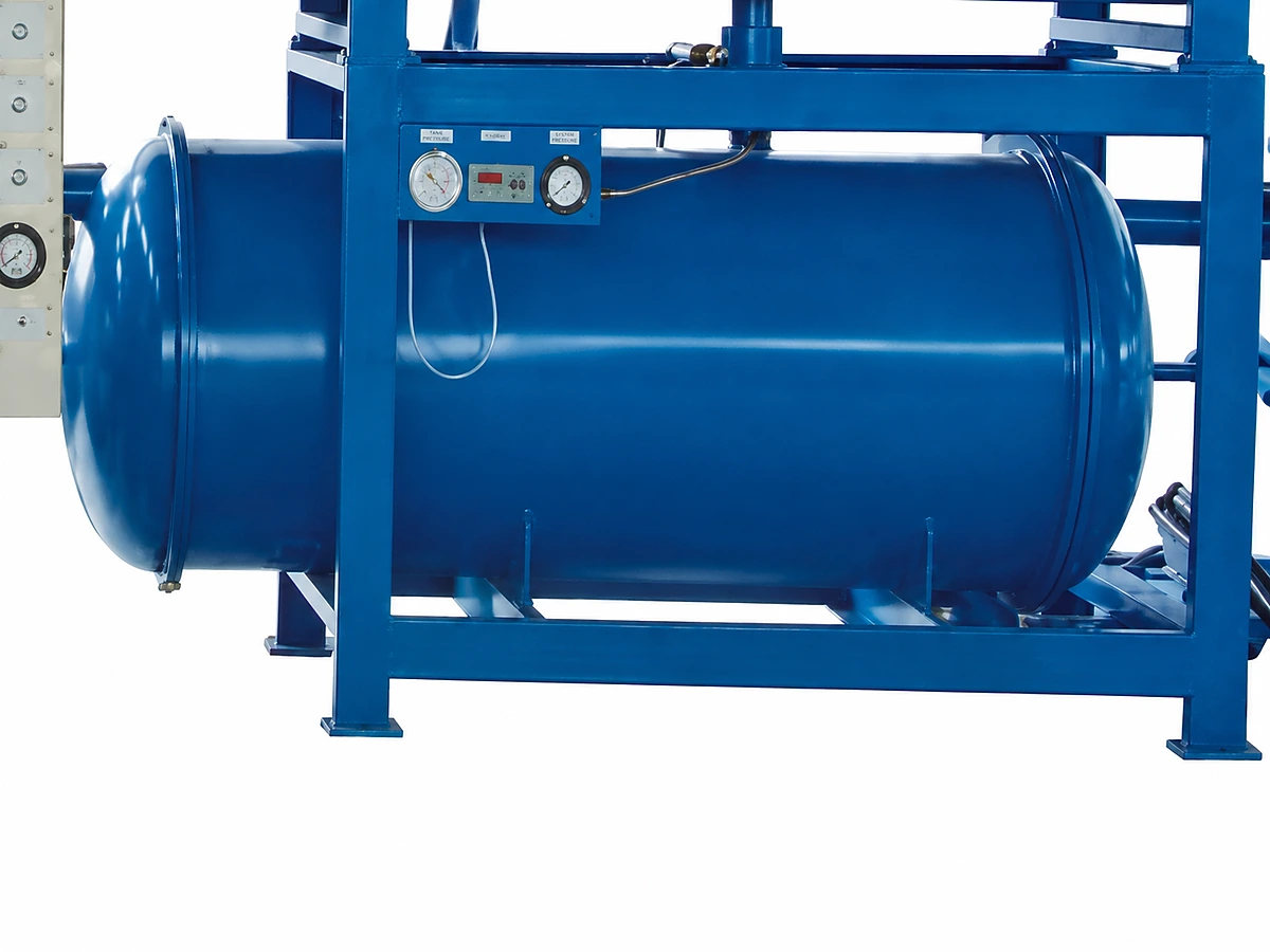 2. Steam Tank (0.4-0.8 MPa Working, Pressure-Vessel Certified)